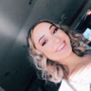 Meet your Posher, Valentina